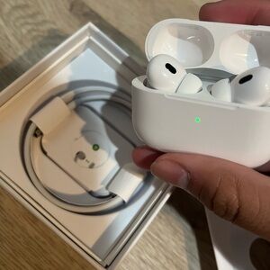 Wireless Earbuds with Charging Case - White
